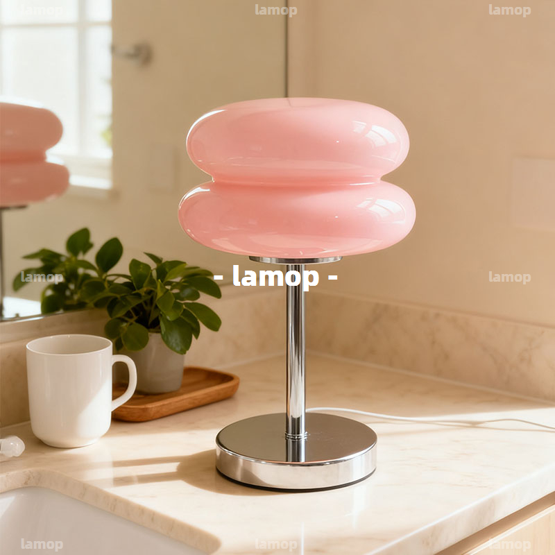 Decor Lighting Table Lamps - โคมไฟตั้งโต๊ะข้างเตียงสไตล์เรโทรสีครีม ดีไซน์เนอร์บาวาเฮาส์จากเดนมาร์กในยุคกลางศตวรรษ ให้แสงสว่างบรรยากาศตกแต่งห้องนอน ชั้นวางของในร่ม