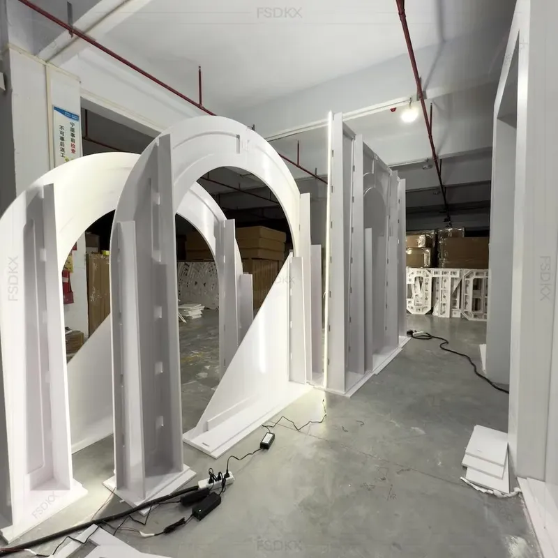 ชุดขาตั้งซุ้มดอกไม้ PVC สีขาว  - Lighting Decor Rentals บทวิจารณ์และราคา